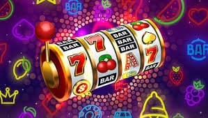 Gulungan Ways of the Qilin menampilkan simbol legendaris dan fitur bonus